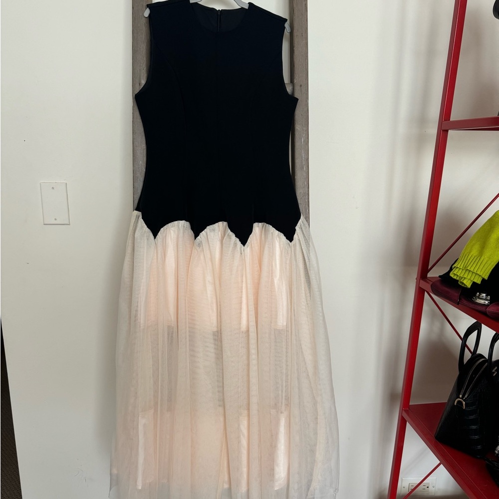 The Commense dress